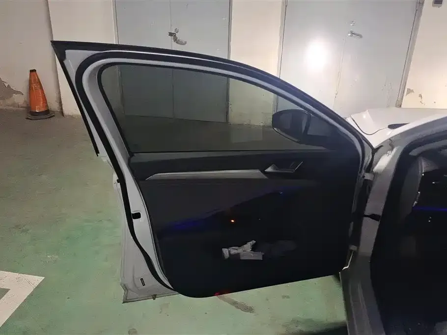 Volkswagen Sagitar 2022 из CN, фото 2