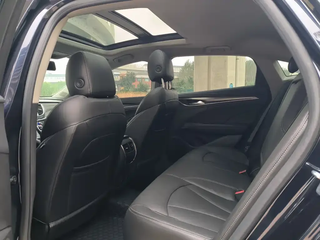 Buick LaCrosse 2021 из CN, фото 4