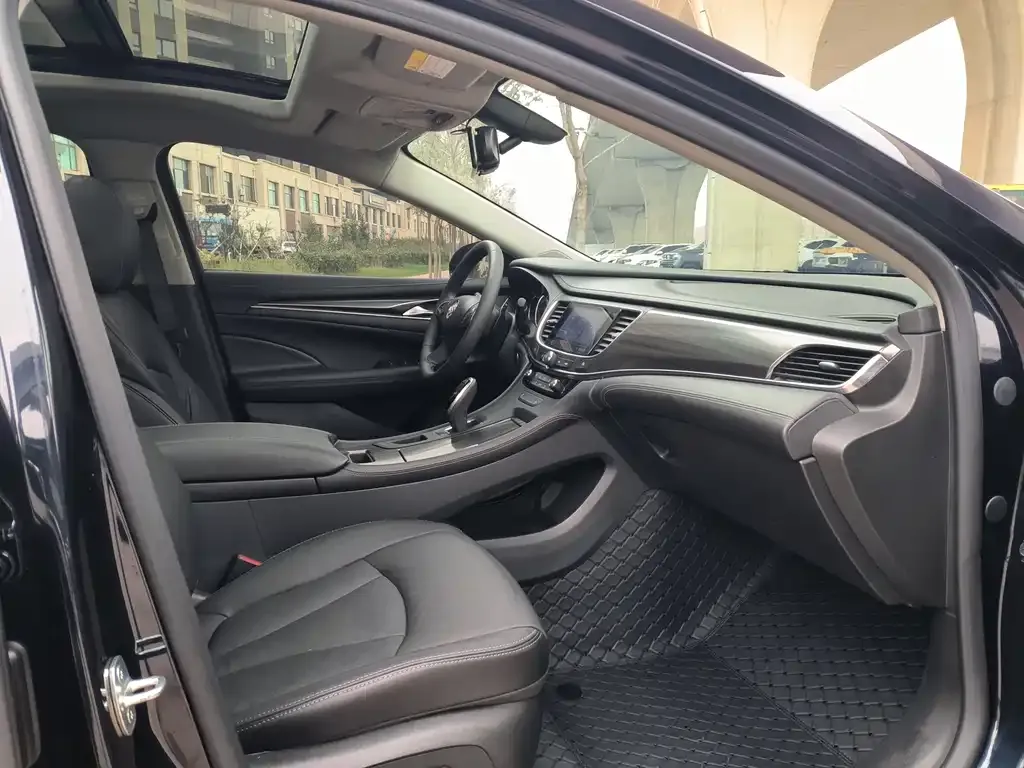 Buick LaCrosse 2021 из CN, фото 3