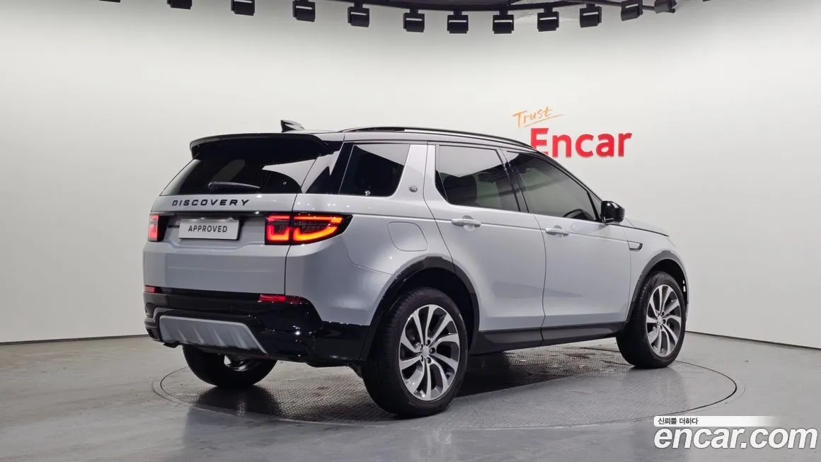 Land Rover Discovery Sport — фото 2