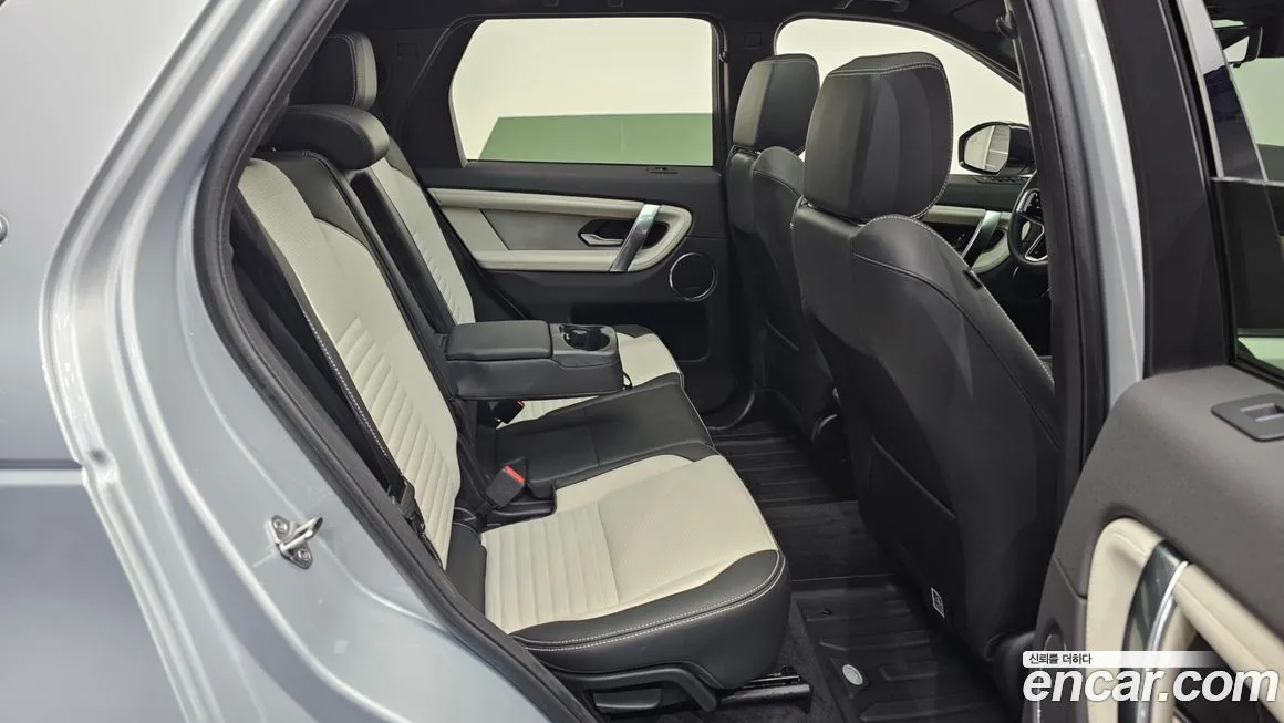 Land Rover Discovery Sport — фото 7