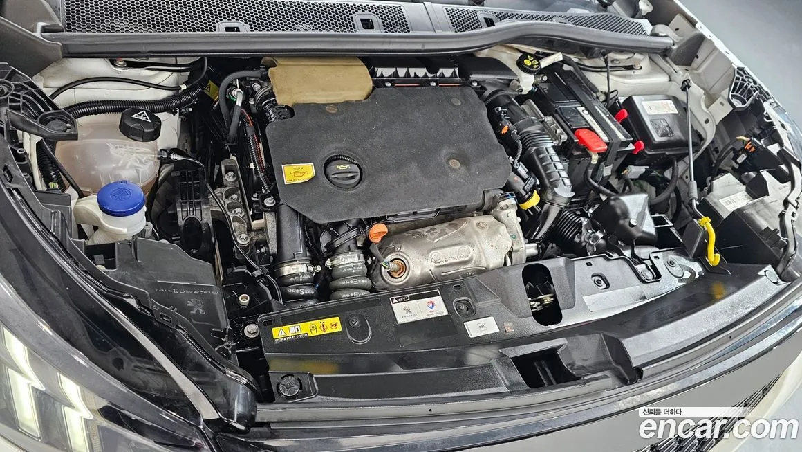 Peugeot 2008 2021 из KR, фото 10