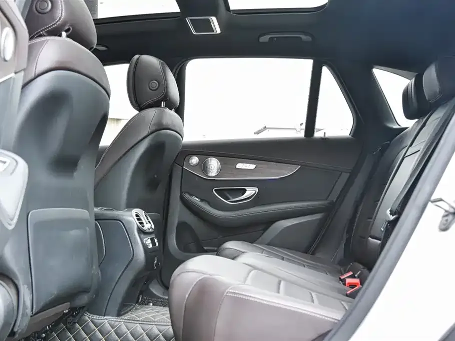 Mercedes-Benz GLC 2021 из CN, фото 2