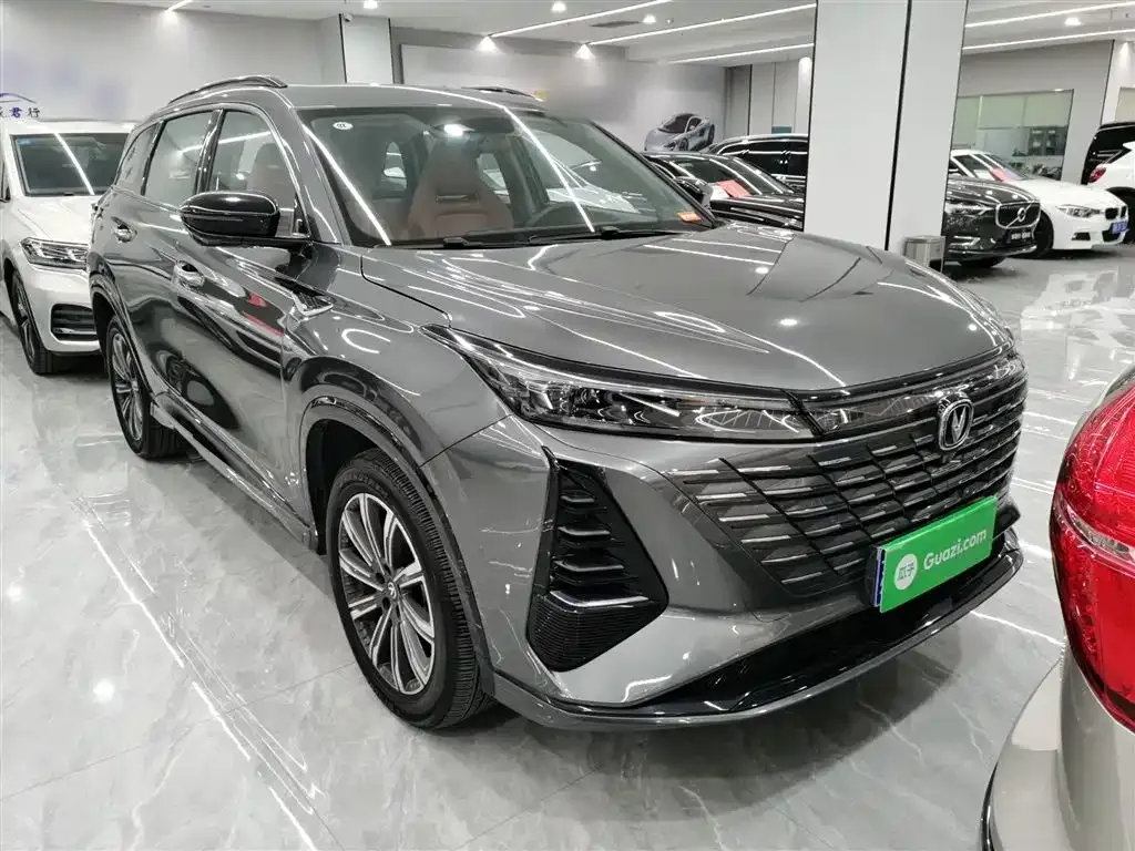 Changan CS75PLUS — фото 3