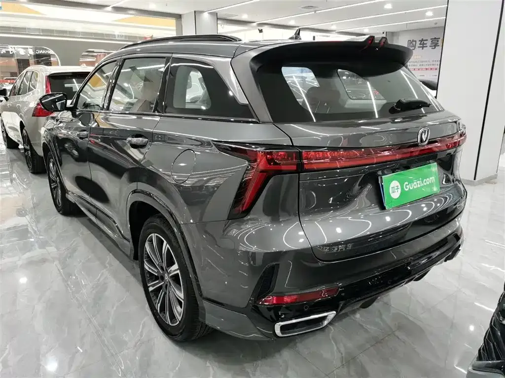 Changan CS75PLUS — фото 8