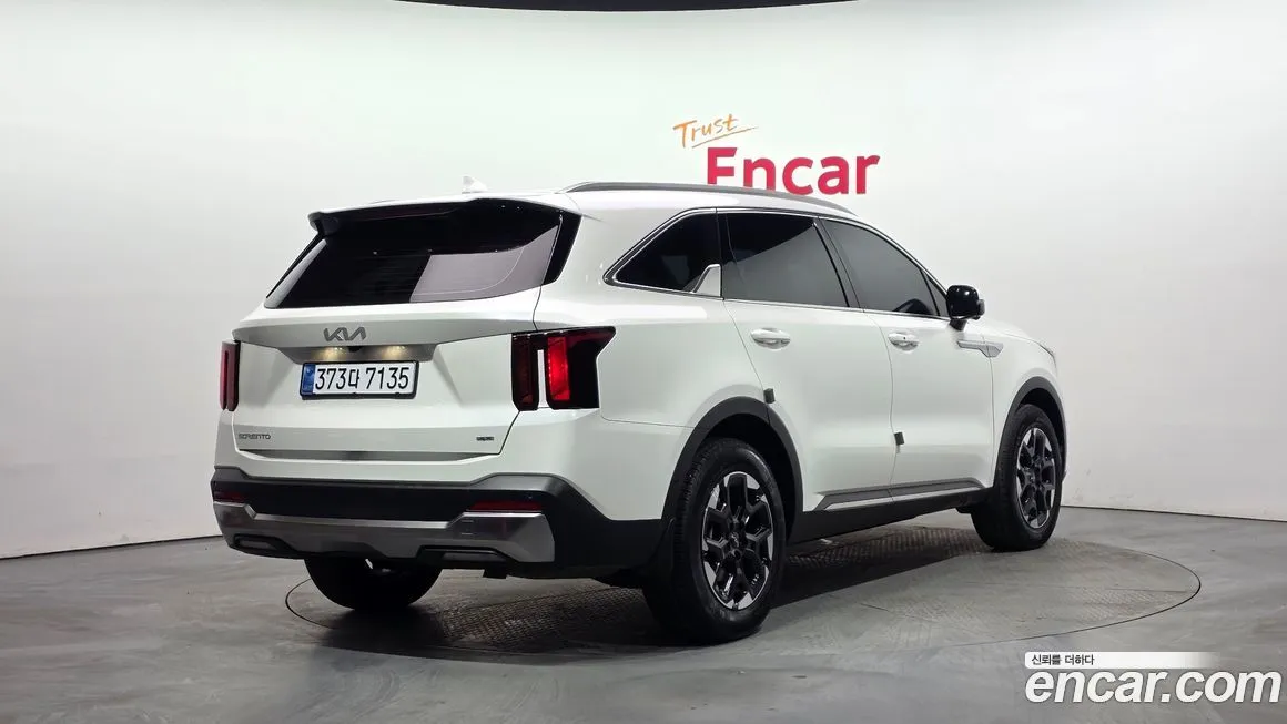 Kia Sorento — фото 4