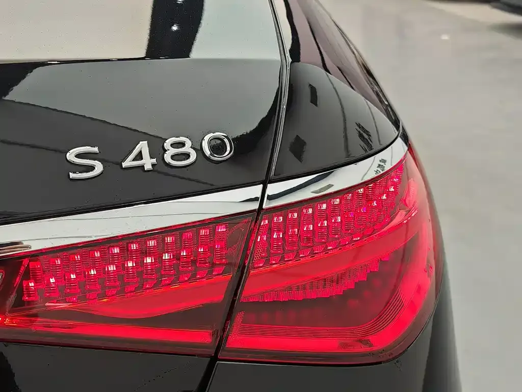 Mercedes-Benz S-Class — фото 6