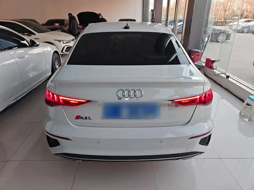 Audi A3 2023 из CN, фото 7