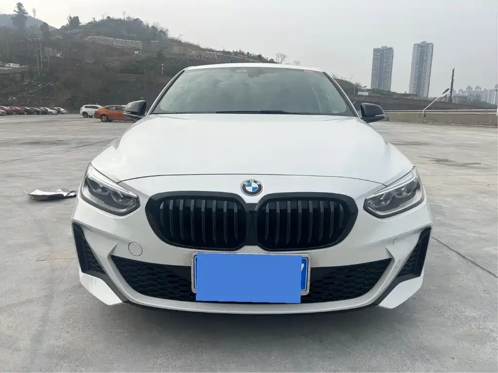 BMW 1 Series 2023 из CN, фото 5
