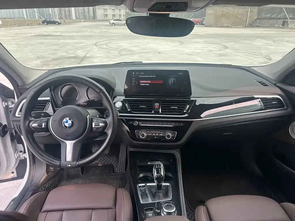 BMW 1 Series 2023 из CN, фото 9