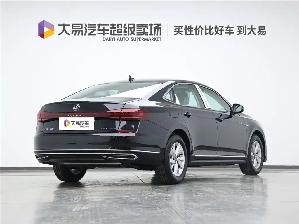Volkswagen Passat New Energy — фото 3