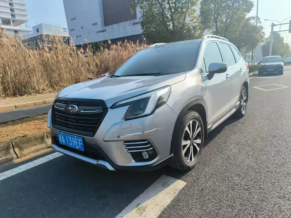 Subaru Forester 2022 из CN, фото 1