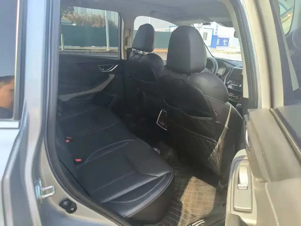 Subaru Forester 2022 из CN, фото 2