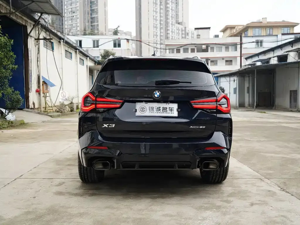 BMW X3 2024 из CN, фото 2