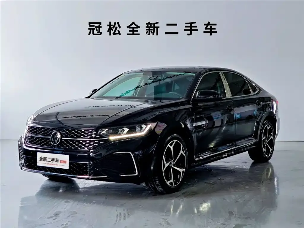 Volkswagen Passat — фото 1