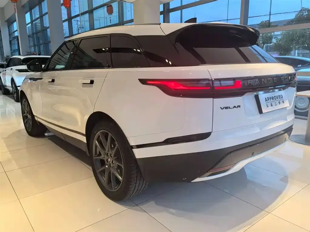 Land Rover Velar — фото 6