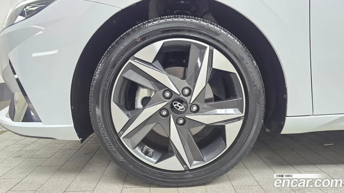 Hyundai AVANTE — фото 6