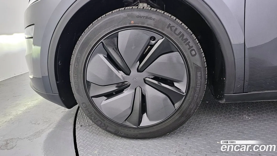 Tesla Model Y 2025 из KR, фото 6