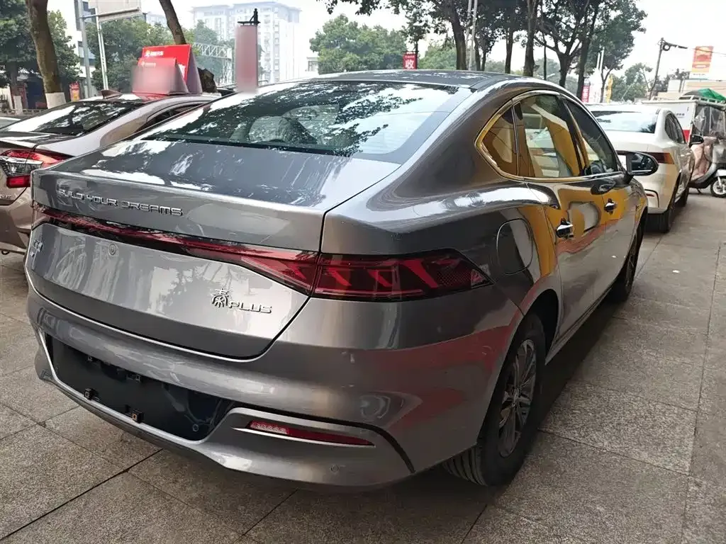 BYD Qin PLUS — фото 8