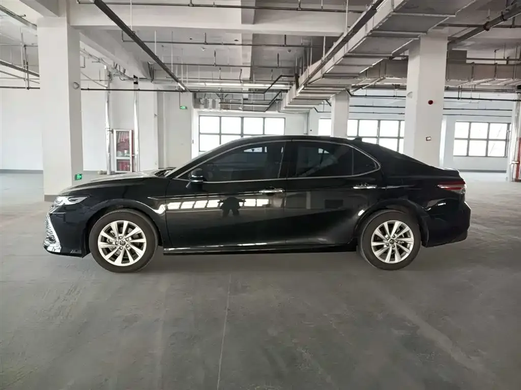 Toyota Camry 2022 из CN, фото 4