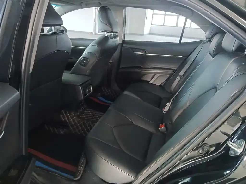 Toyota Camry 2022 из CN, фото 8