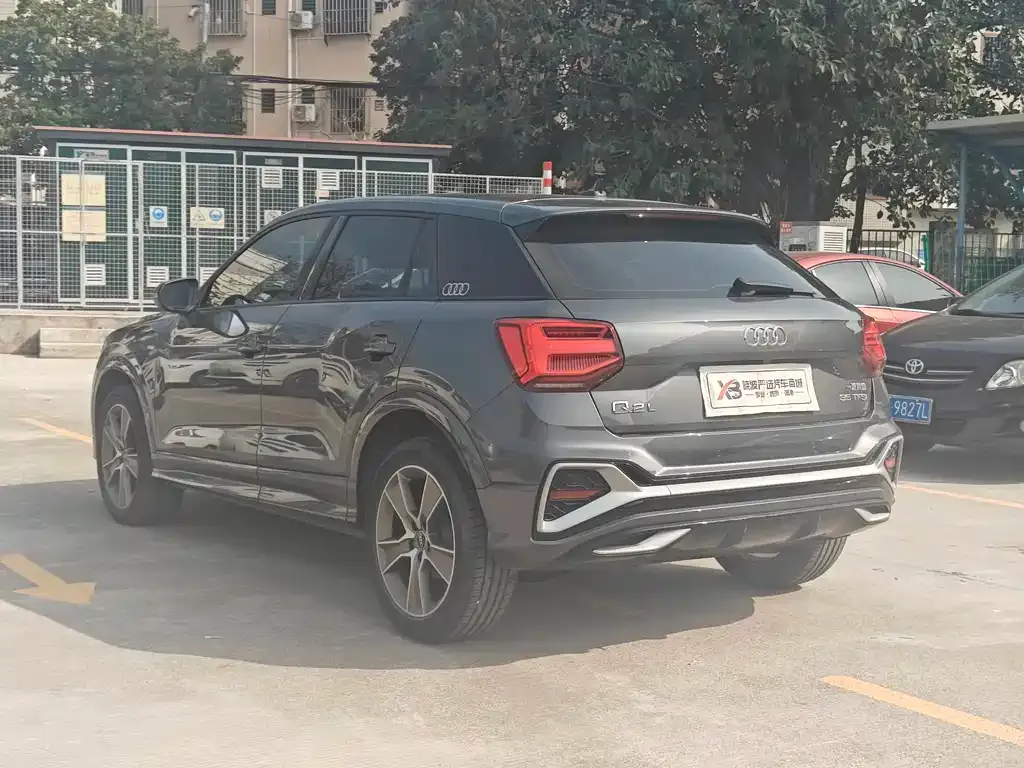 Audi Q2L 2022 из CN, фото 4