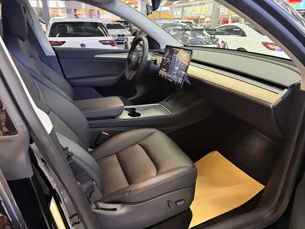 Tesla Model Y 2022 из CN, фото 4