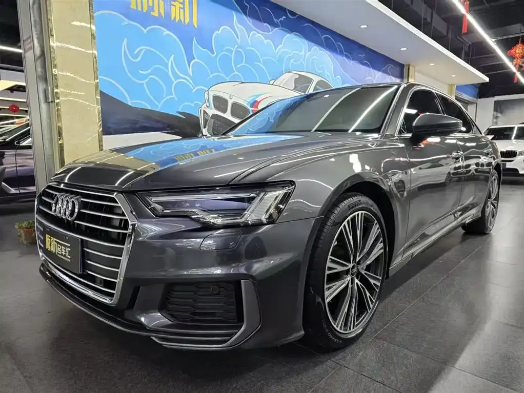 Audi A6L — фото 1