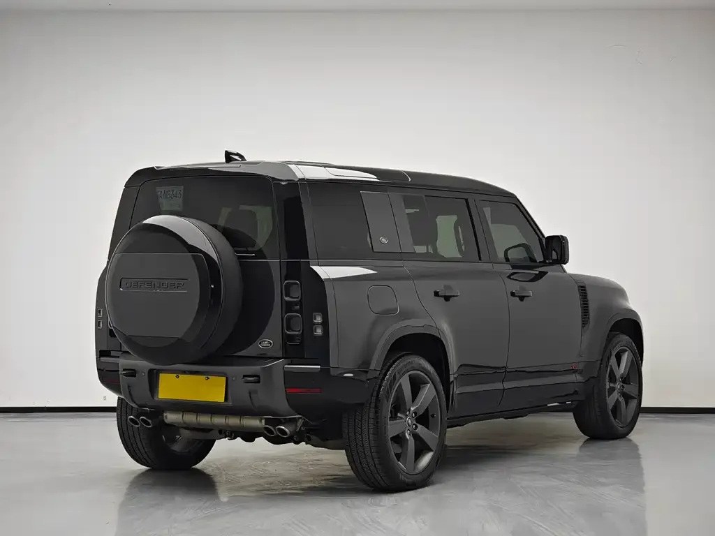 Land Rover Defender 2023 из CN, фото 2