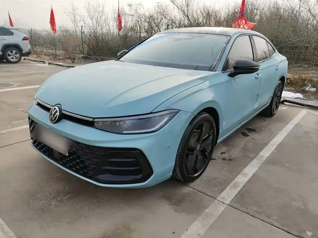 Volkswagen Passat 2024 из CN, фото 1