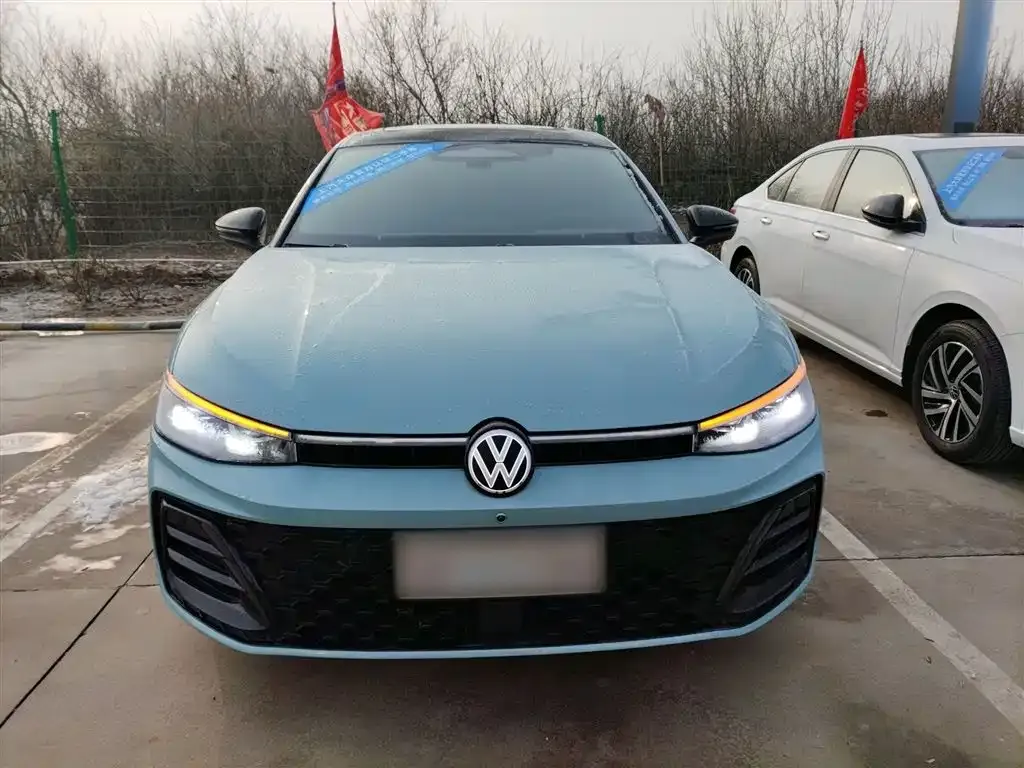 Volkswagen Passat 2024 из CN, фото 5