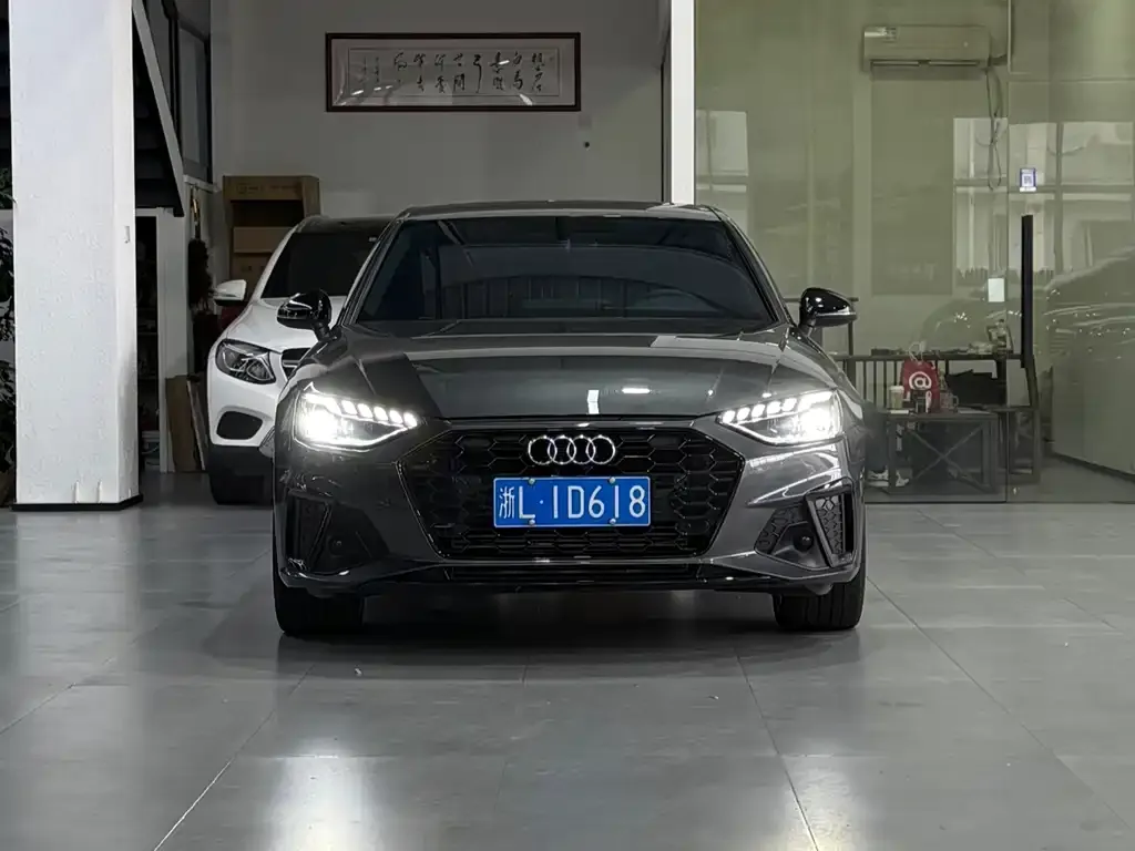 Audi A4L 2025 из CN, фото 3