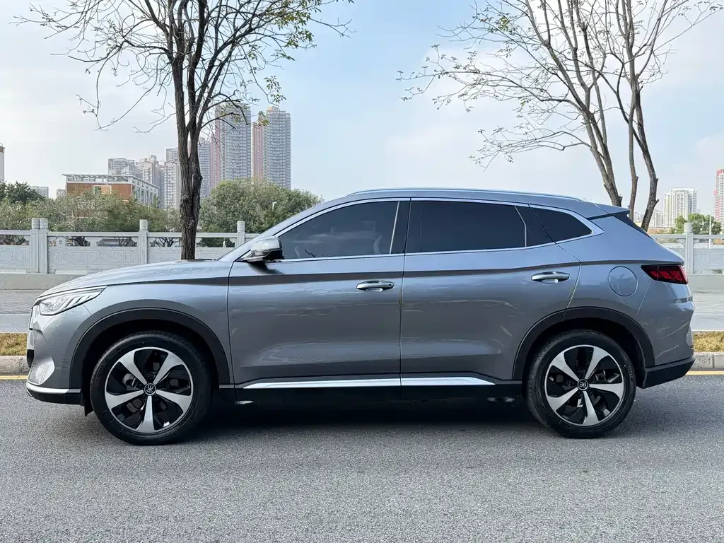BYD PLUS New Energy — фото 9