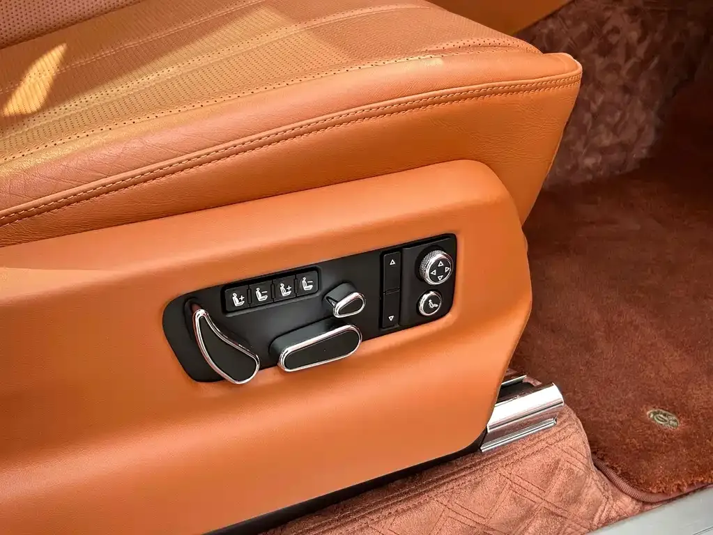Bentley Bentayga 2022 из CN, фото 2