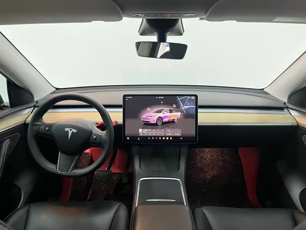 Tesla Model Y — фото 6