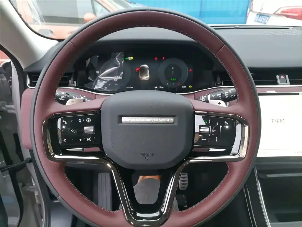 Land Rover Evoque 2025 из CN, фото 5