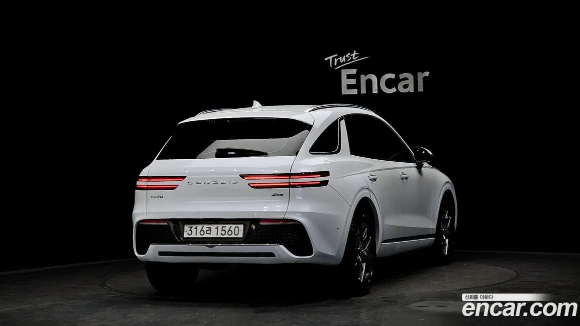 Genesis GV70 2024 из KR, фото 4