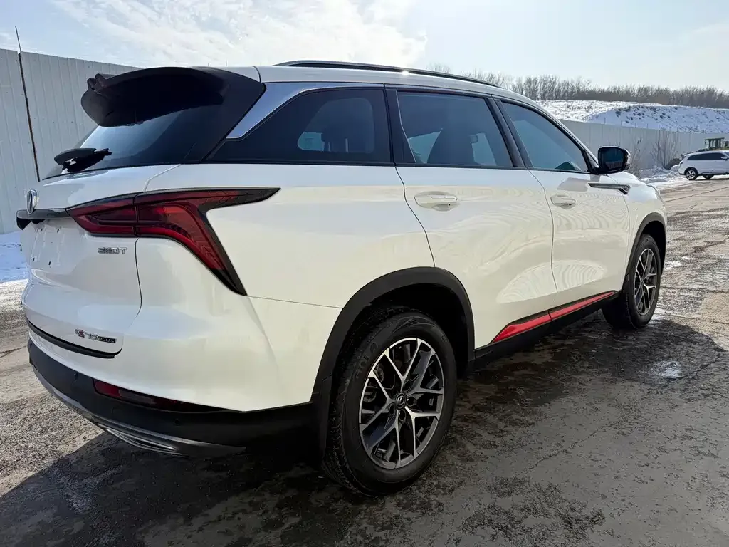 Changan CS75PLUS — фото 2