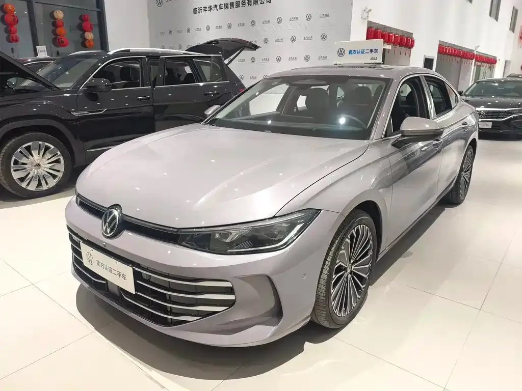 Volkswagen Passat — фото 1