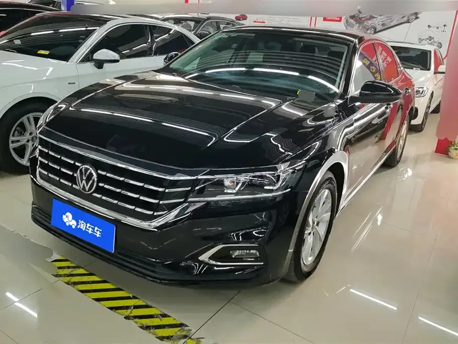 Volkswagen Passat — фото 1