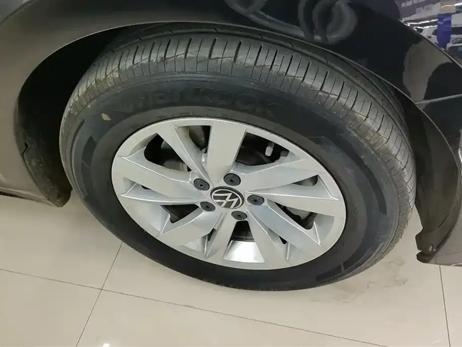 Volkswagen Passat — фото 3