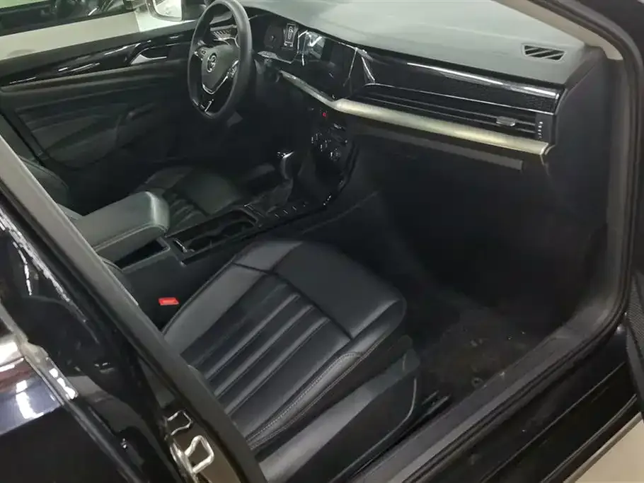 Volkswagen Passat — фото 4