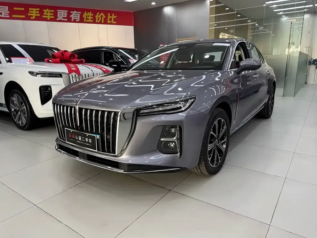 Hongqi H5 PHEV 2025 из CN, фото 1