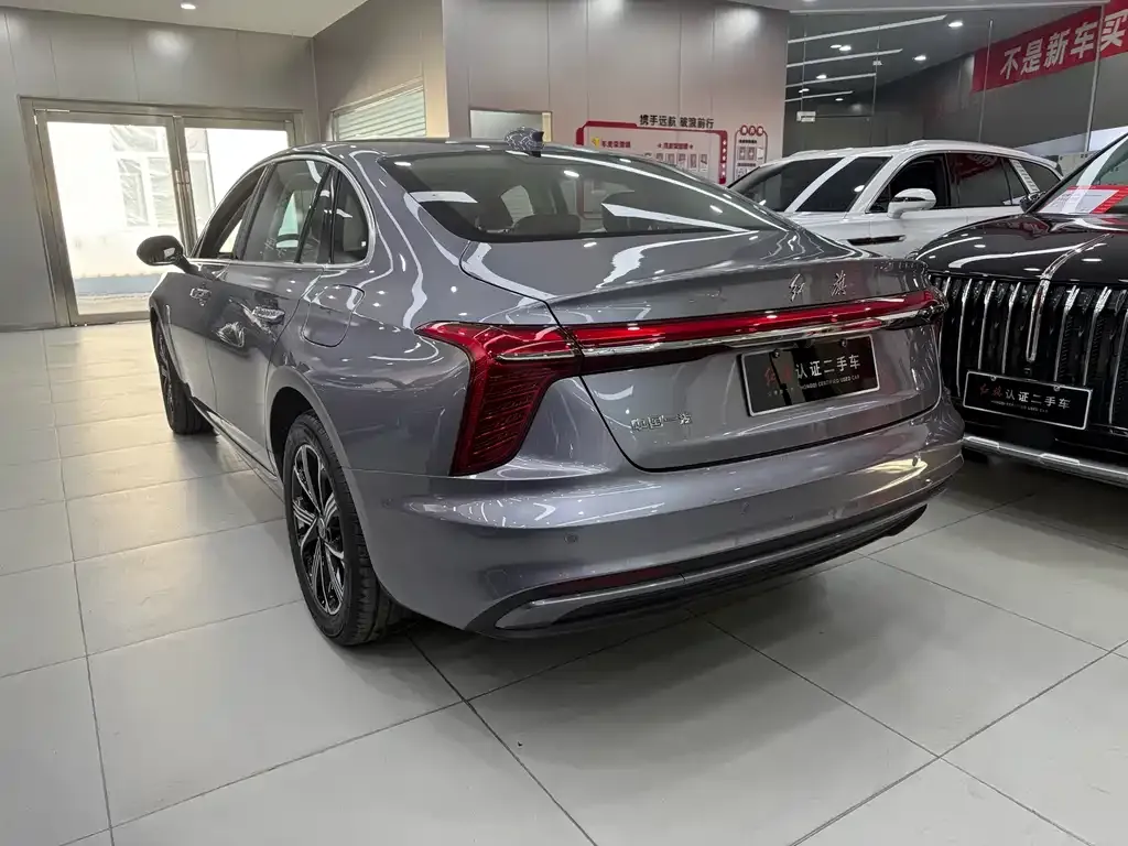 Hongqi H5 PHEV 2025 из CN, фото 5