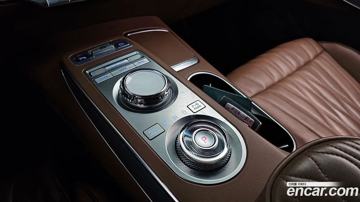 Genesis GV70 — фото 4