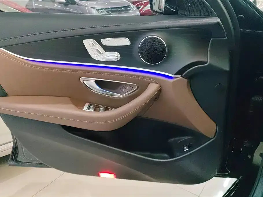 Mercedes-Benz E-Class 2021 из CN, фото 3