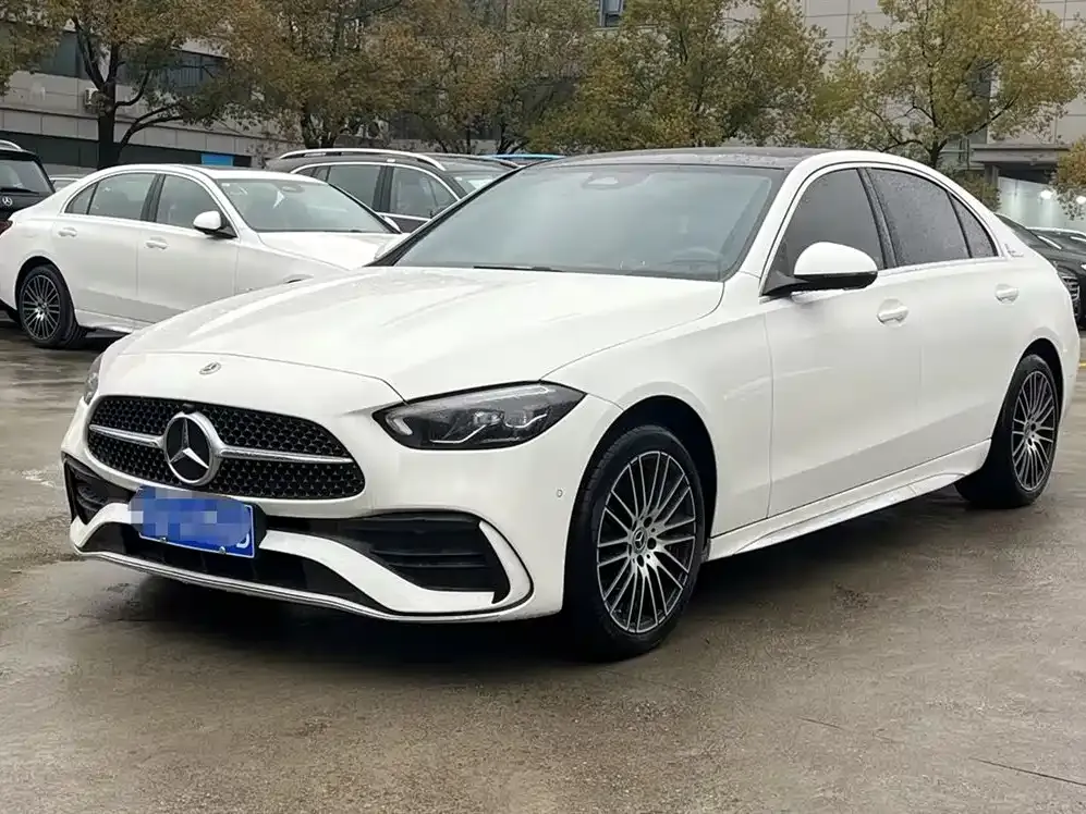 Mercedes-Benz C-Class — фото 1