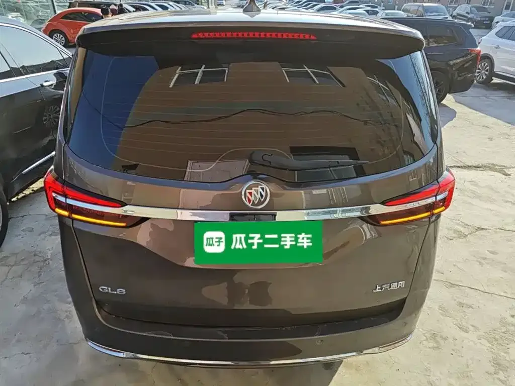 Buick GL8 2024 из CN, фото 9