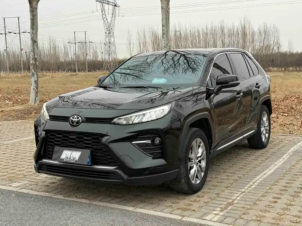 Toyota Wildlander — фото 1