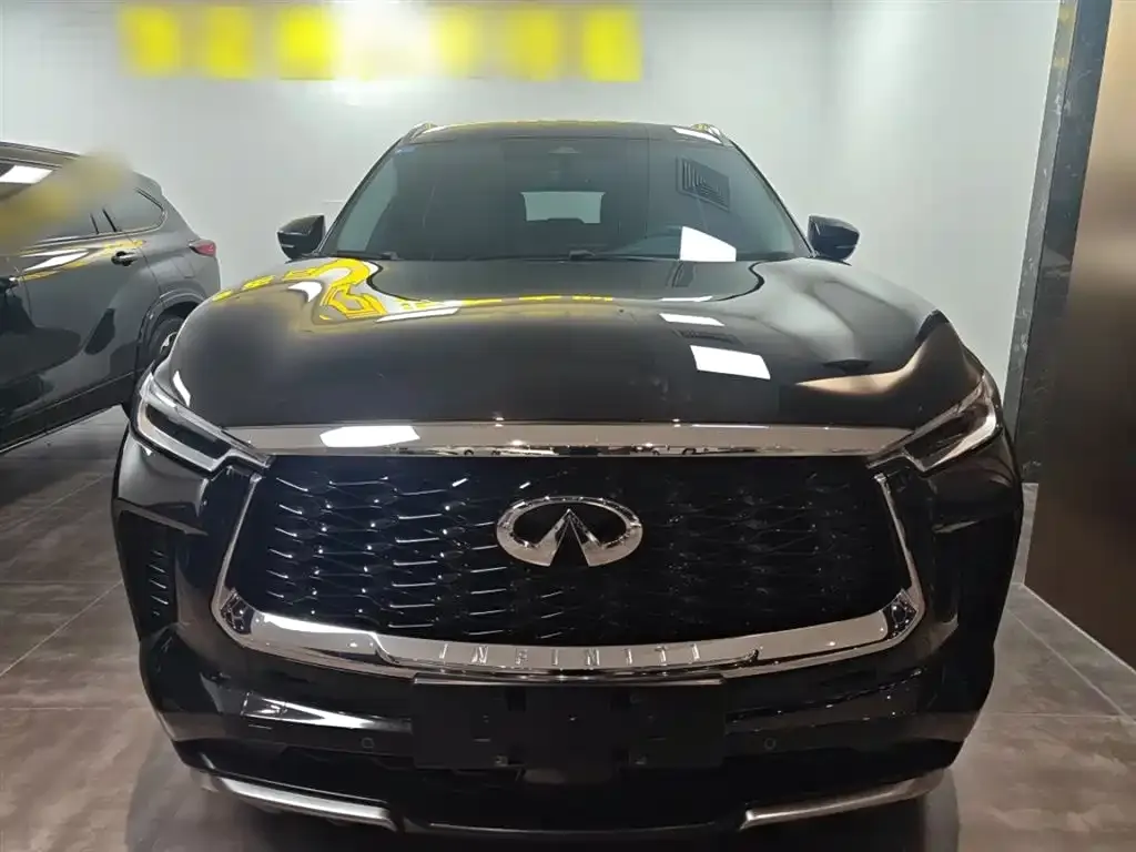 Infiniti QX60 2023 из CN, фото 7